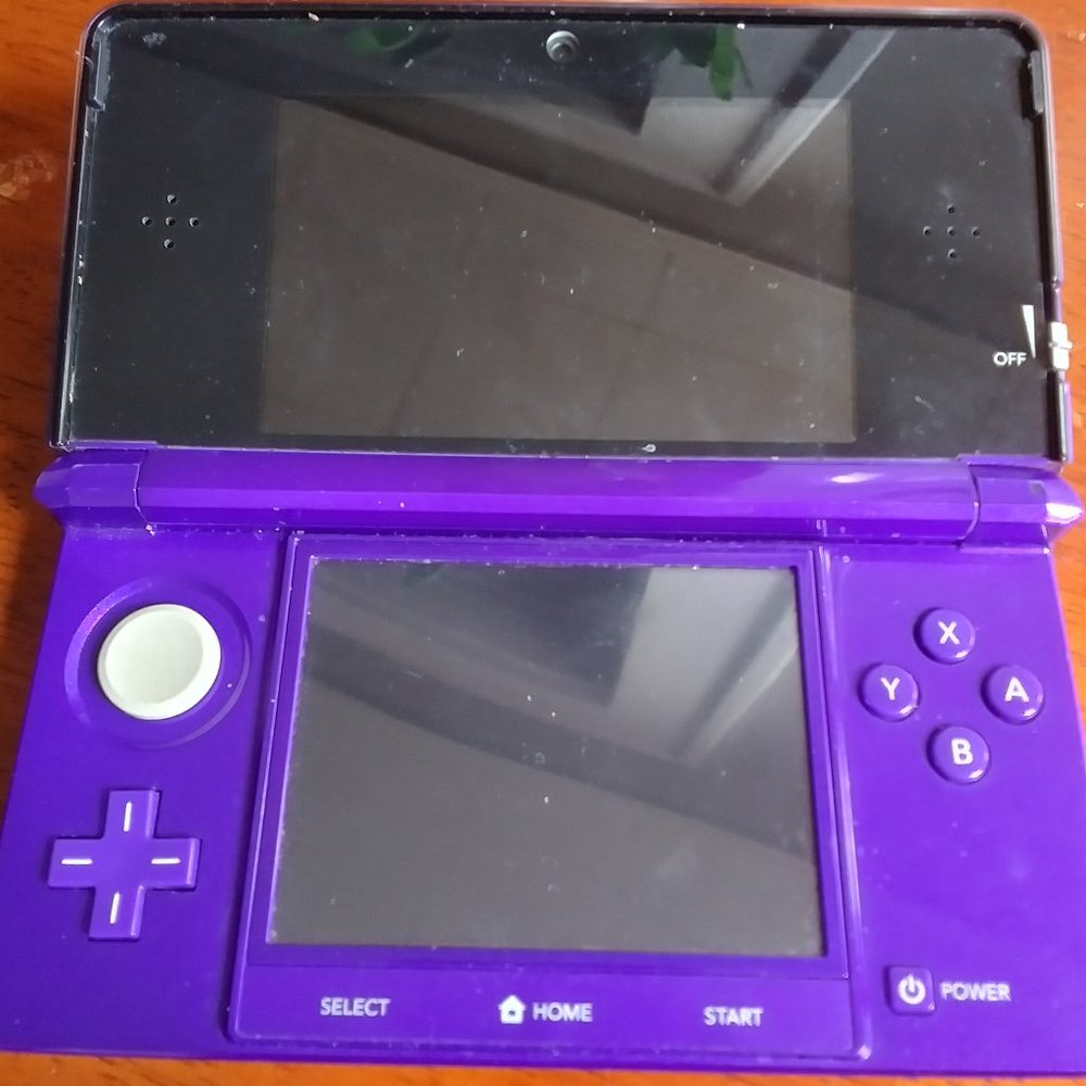Nintendo 3DS RARE MIDNIGHT PURPLE Portable Gaming Console